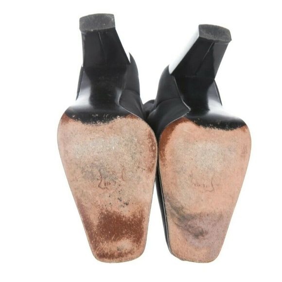 Stuart Weitzman Square-Toe Ankle BootsSize: 5 - Picture 2 of 5